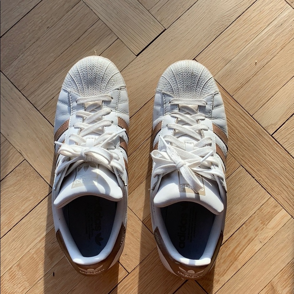 Adidas Superstar